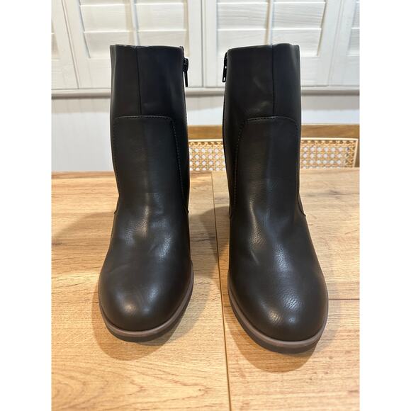 Korks Women's Destiny Black Boots Size 10 NWOT Man Made Upper Chic Flattering - Picture 3 of 15
